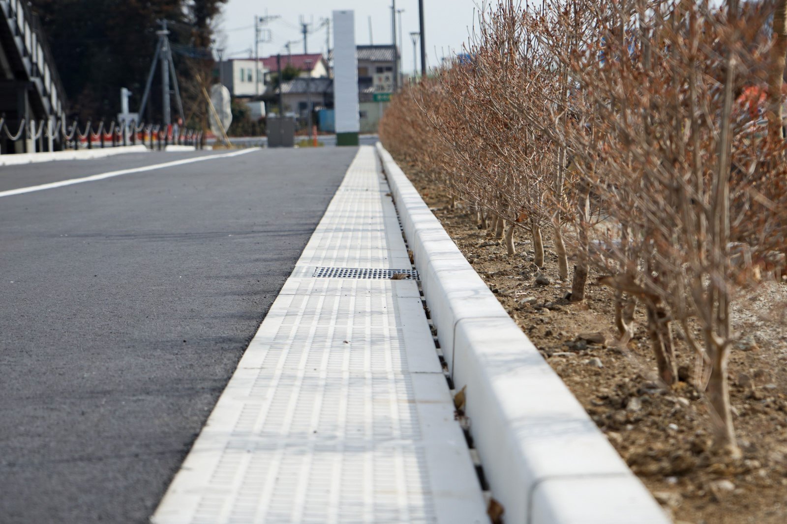 マルチU縦断-L型街路蓋-1