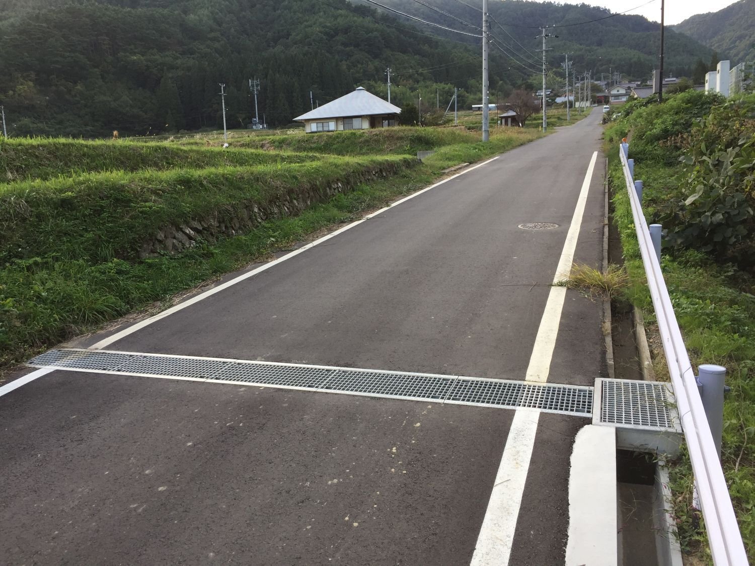 FR横断側溝
