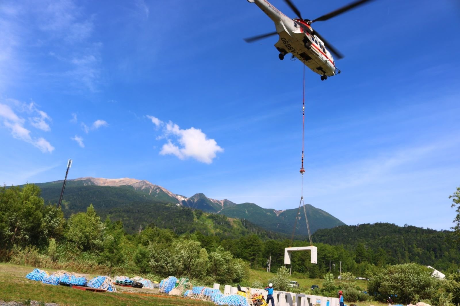 火山退避豪-御嶽山-2